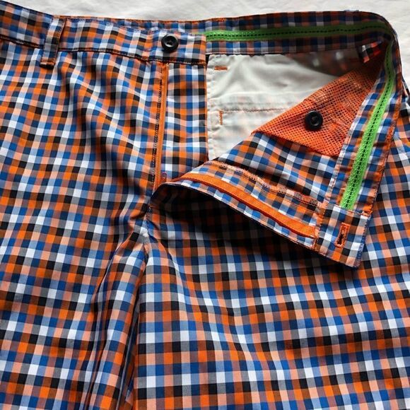 IZOD Golf Shorts NWOT orange/blue/white checkered 4 pockets Size 32 - Picture 3 of 7